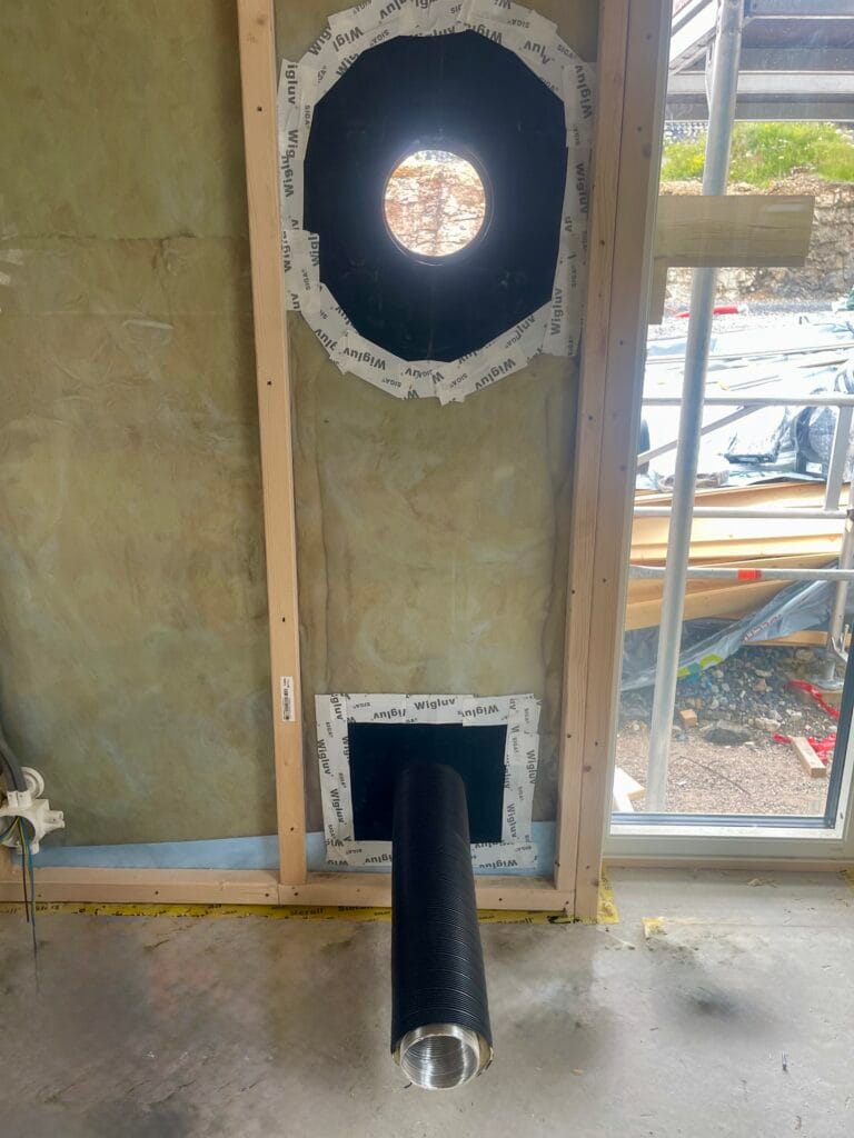 utvendig pipe kobling gjennom vegg