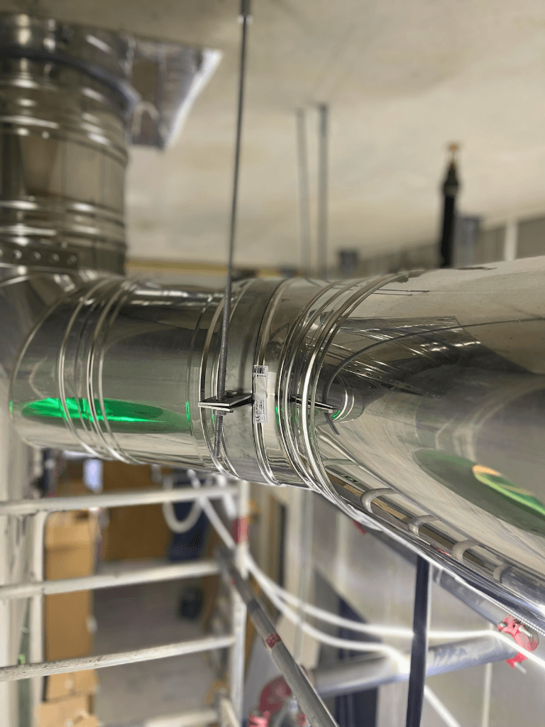 Industri montering av pipe for masterbakeri